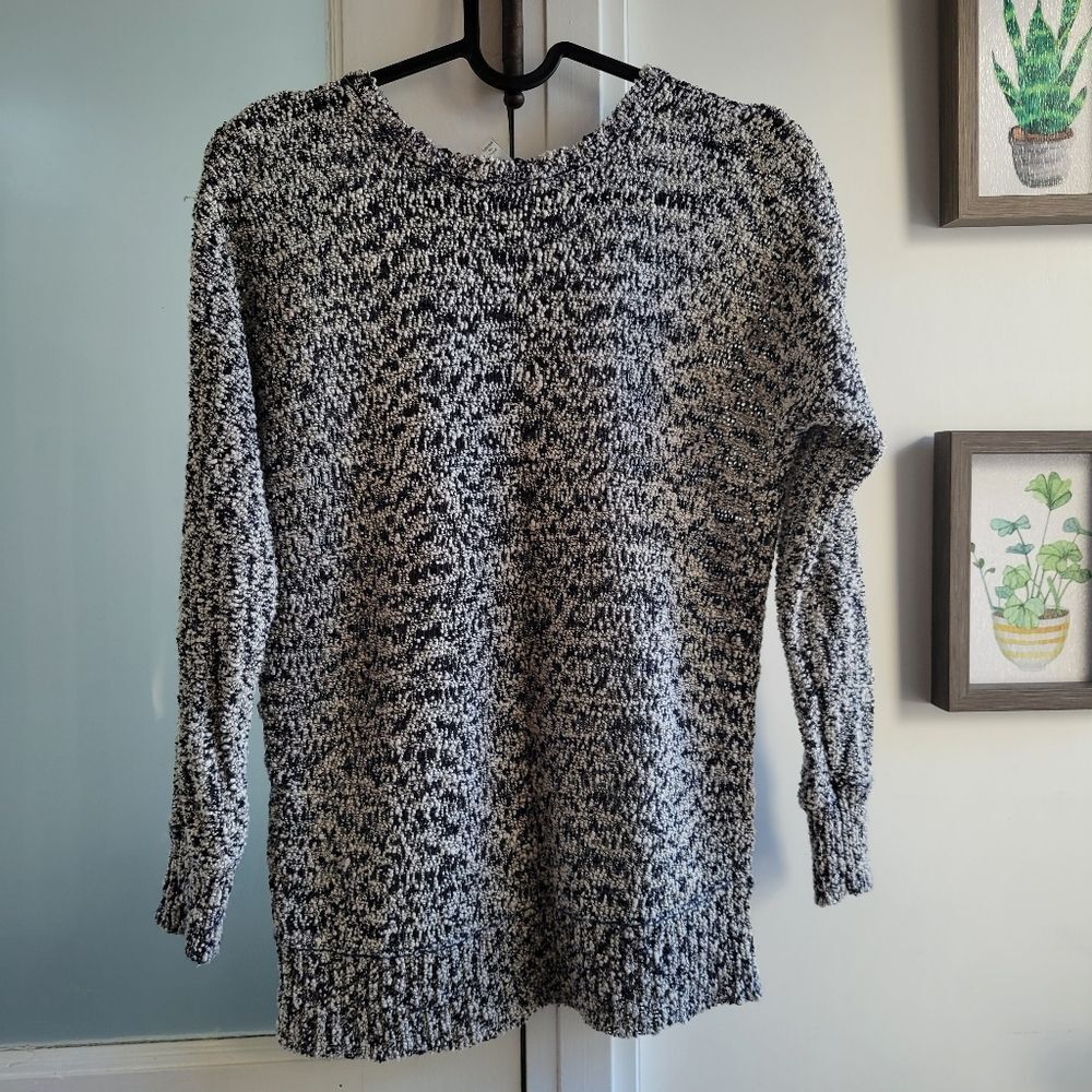 JOIE XS Black & White knit sweater Extra Small